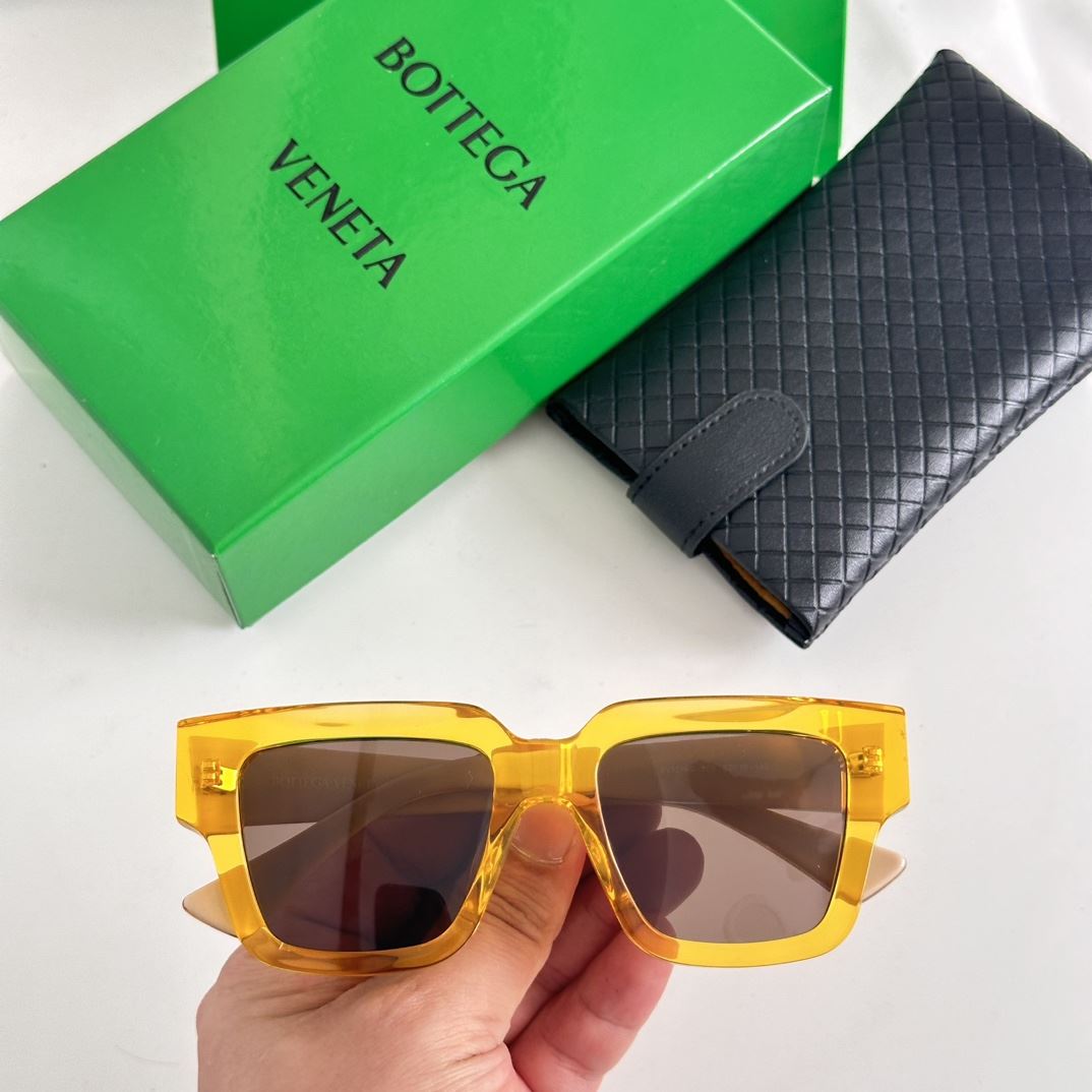 Bottega Veneta Sunglasses